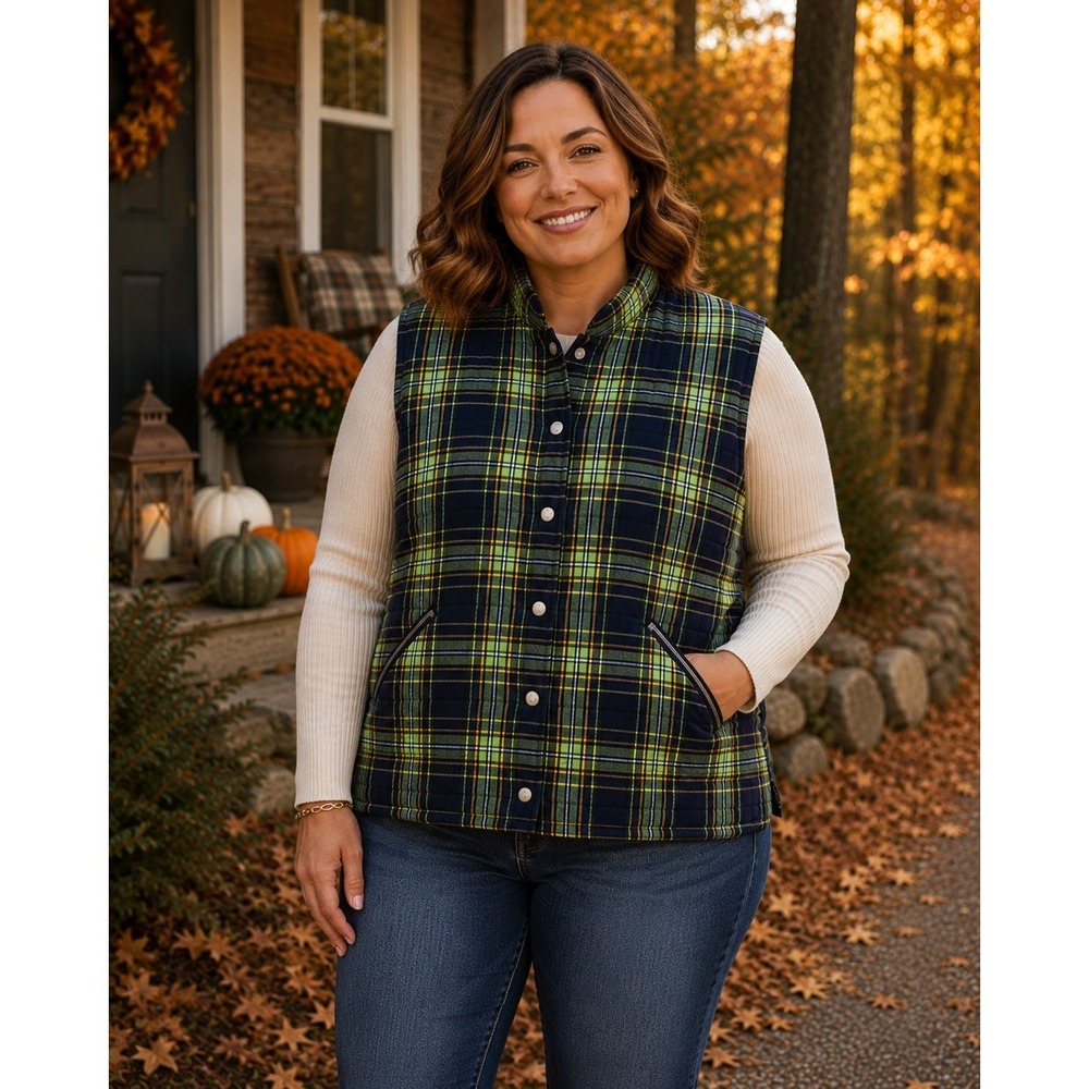 Susan Bristol Quilted Vest Women XL Green Yellow Navy Blue Plaid Tartan Snaps